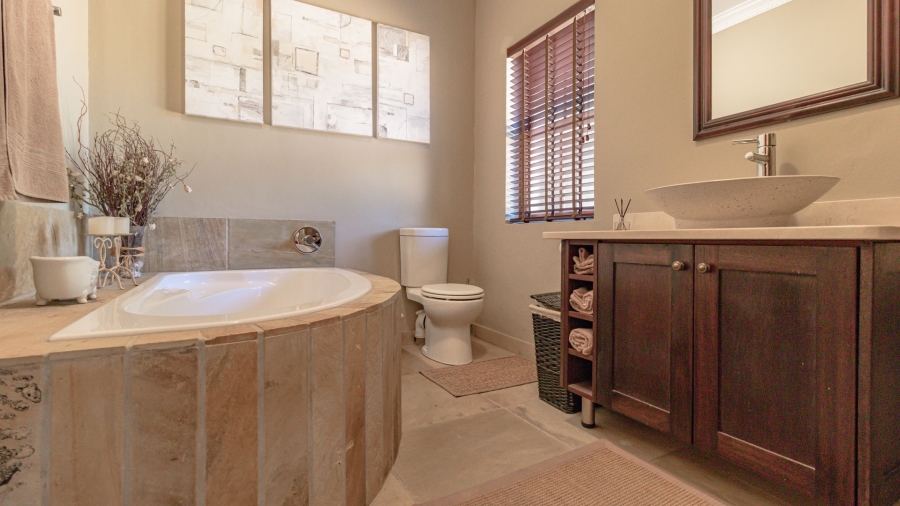 4 Bedroom Property for Sale in High Riding Country Estate Western Cape